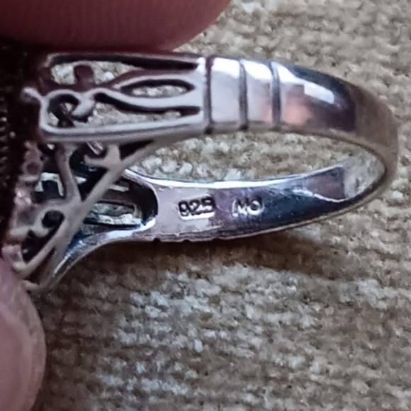 Silver Four Prong Setting Multi Faceted Glass or Stone Ring - Picture 8 of 13